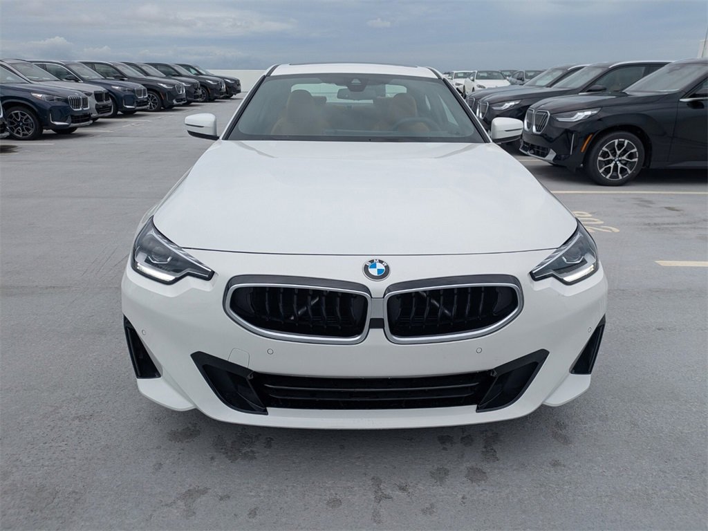 New 2025 BMW 230i Coupe w/ Convenience Package video 2
