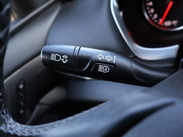 Certified 2023 Chevrolet Traverse Premier w/ Redline Edition image 38