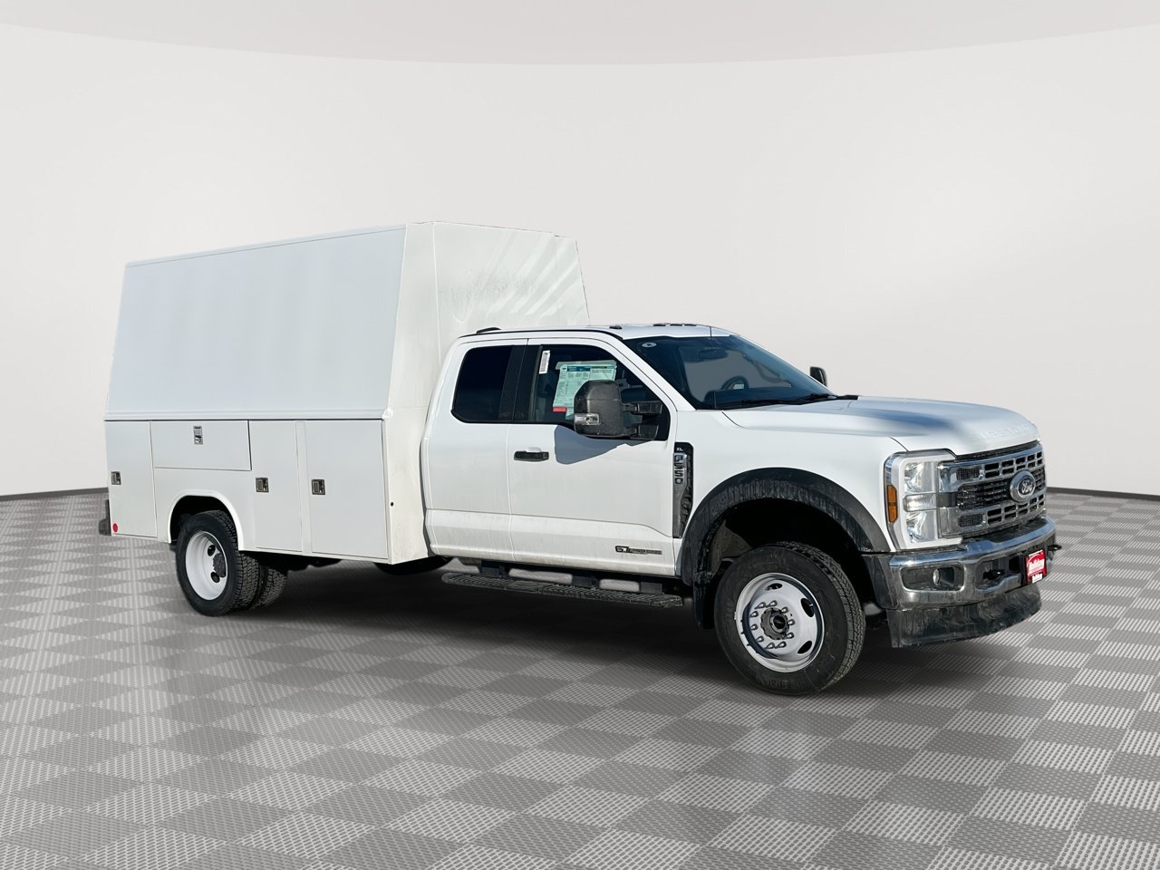 New 2025 Ford F550 4x4 SuperCab Super Duty