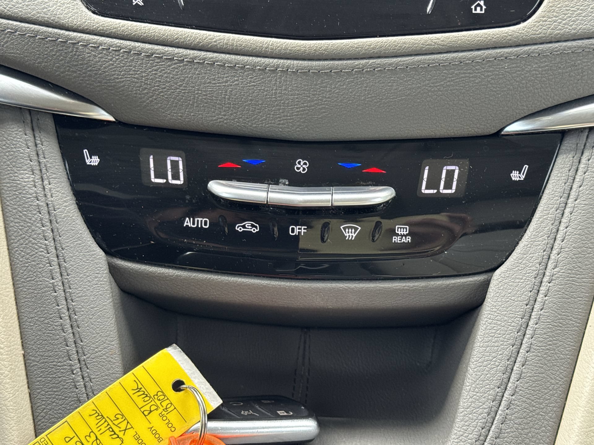 Certified 2023 Cadillac XT5 Premium Luxury AWD/4WD image 19