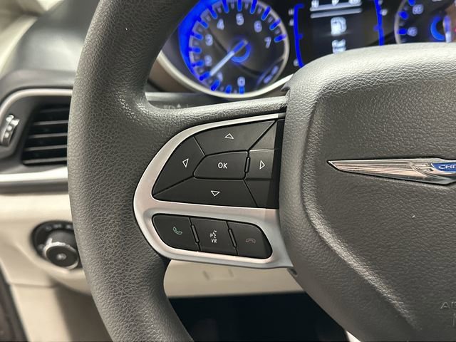 Used 2018 Chrysler Pacifica Touring Plus w/ Tire & Wheel Group image 8