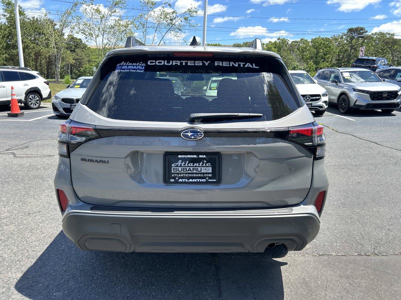 Used 2026 Subaru Forester Premium AWD/4WD image 4