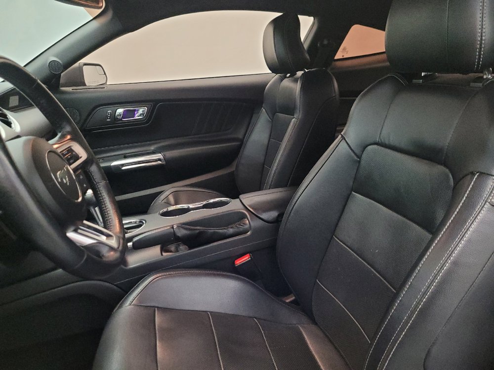 Used 2017 Ford Mustang Premium RWD image 17
