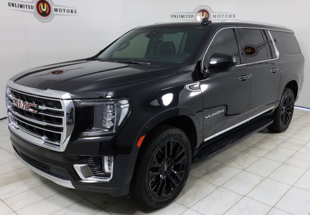 Used 2023 GMC Yukon XL SLT AWD/4WD image 5
