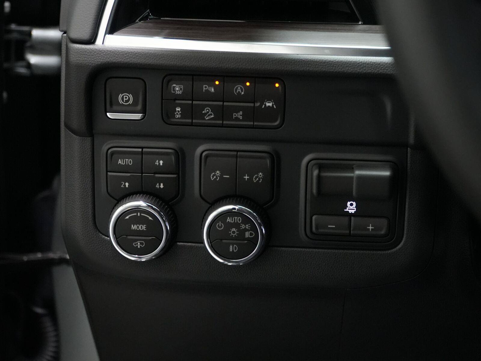 New 2027 Chevrolet Tahoe Z71 w/ Z71 Off-Road Package AWD/4WD image 19