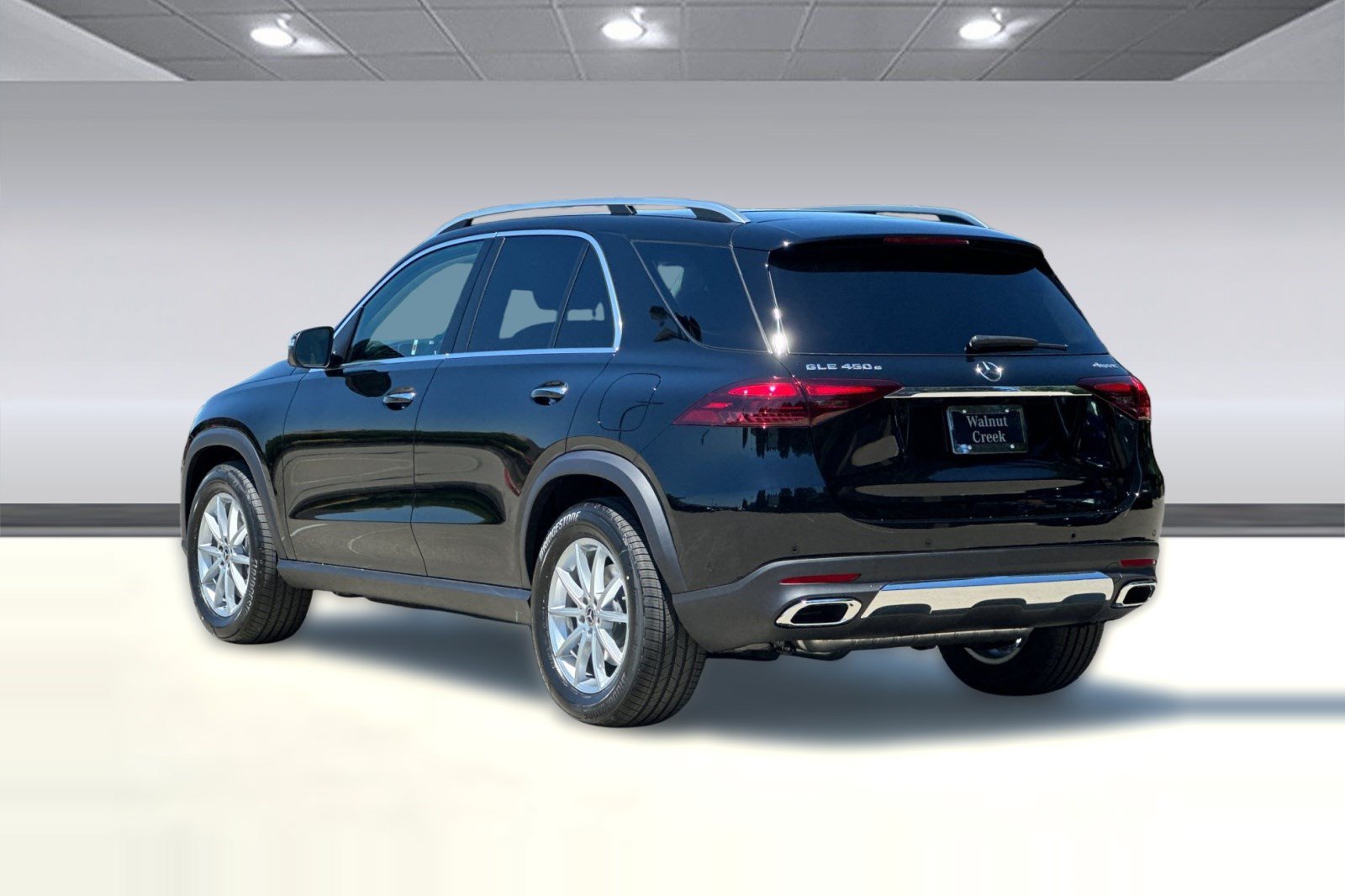 New 2026 Mercedes-Benz GLE 450e 4MATIC image 3