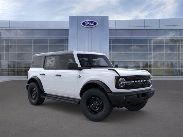 New 2026 Ford Bronco Outer Banks w/ Black Appearance Package image 10