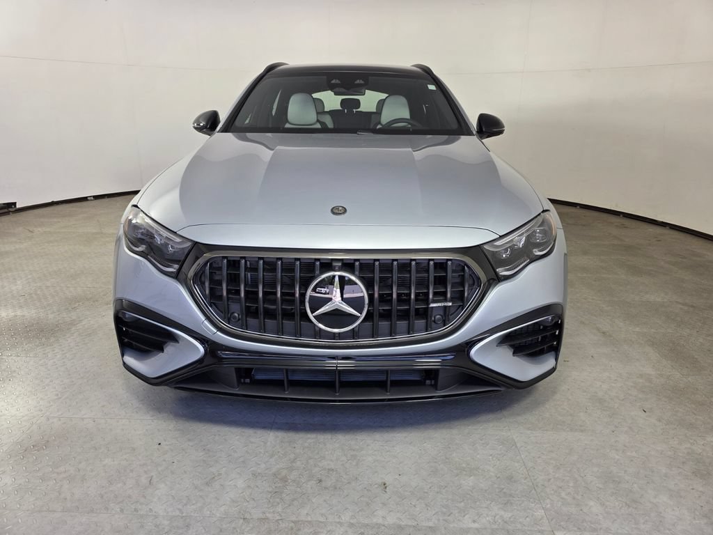 New 2026 Mercedes-Benz E 53 AMG e 4MATIC Wagon image 2