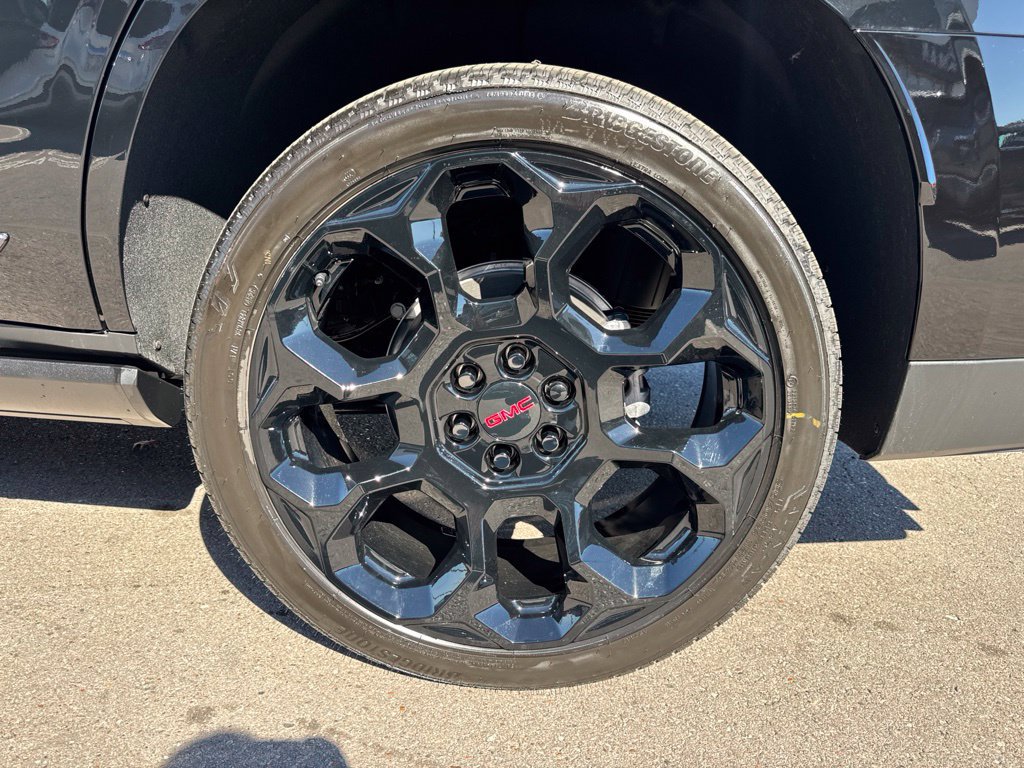 New 2026 GMC Yukon Denali Ultimate AWD/4WD image 38