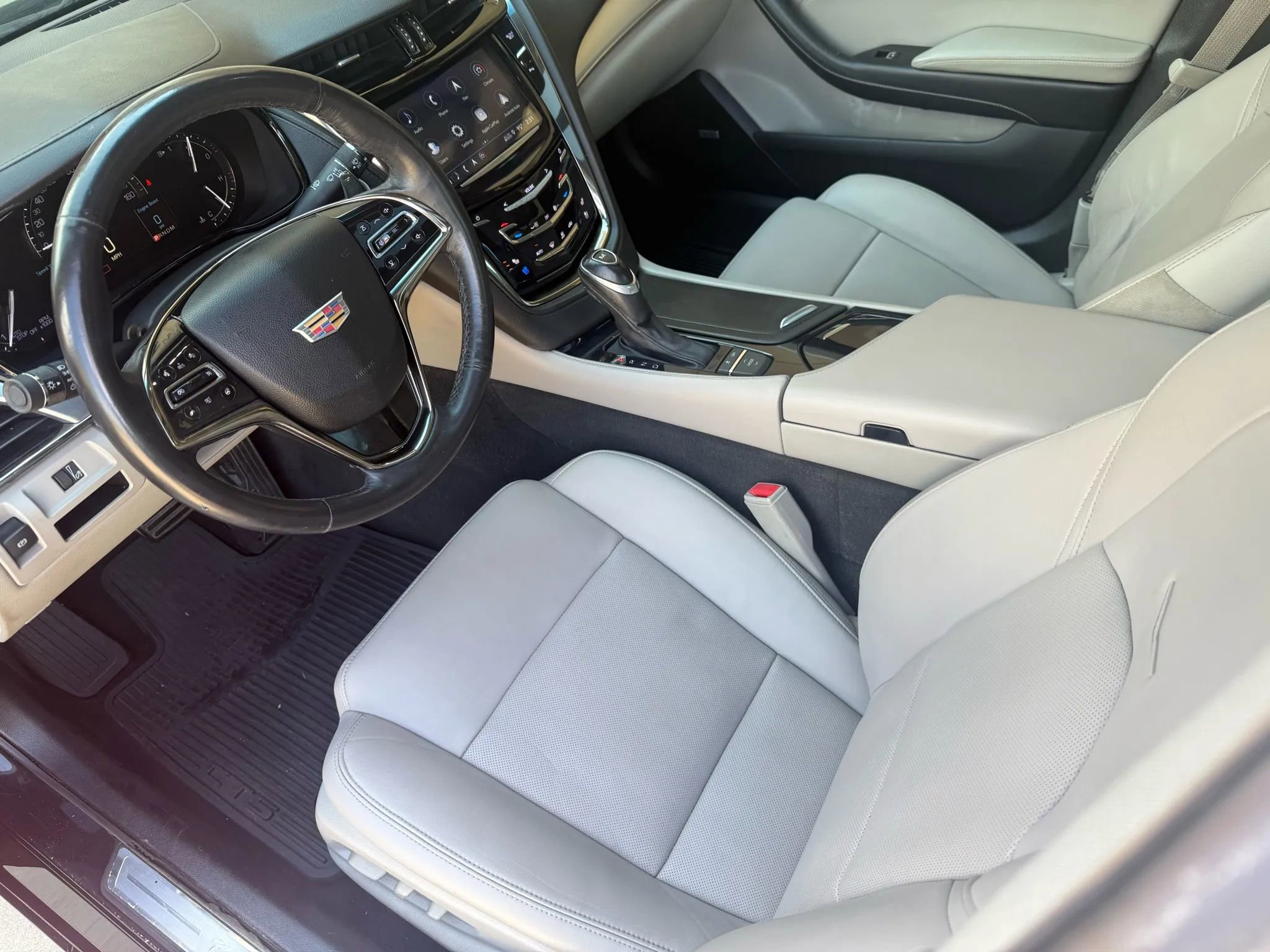 Used 2018 Cadillac CTS Luxury image 2