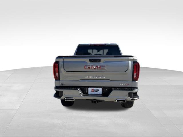 Used 2025 GMC Sierra 1500 AT4 w/ AT4 Premium Package AWD/4WD image 4