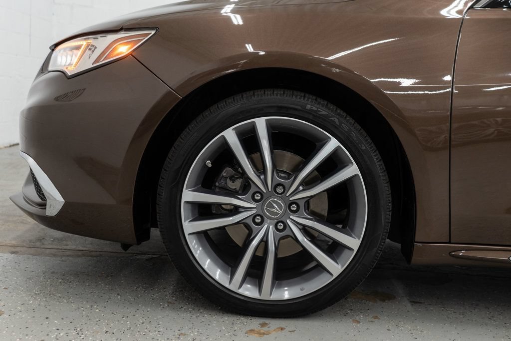 Used 2020 Acura TLX w/ Technology Package FWD image 30