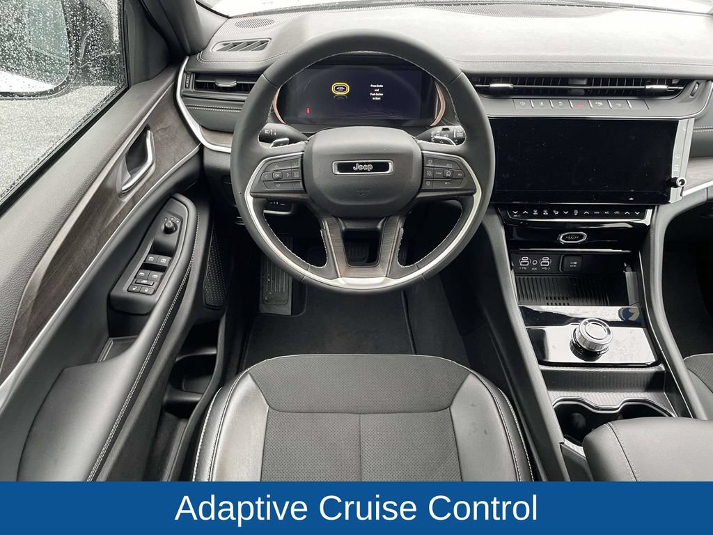 Certified 2026 Jeep Grand Cherokee Altitude RWD image 22