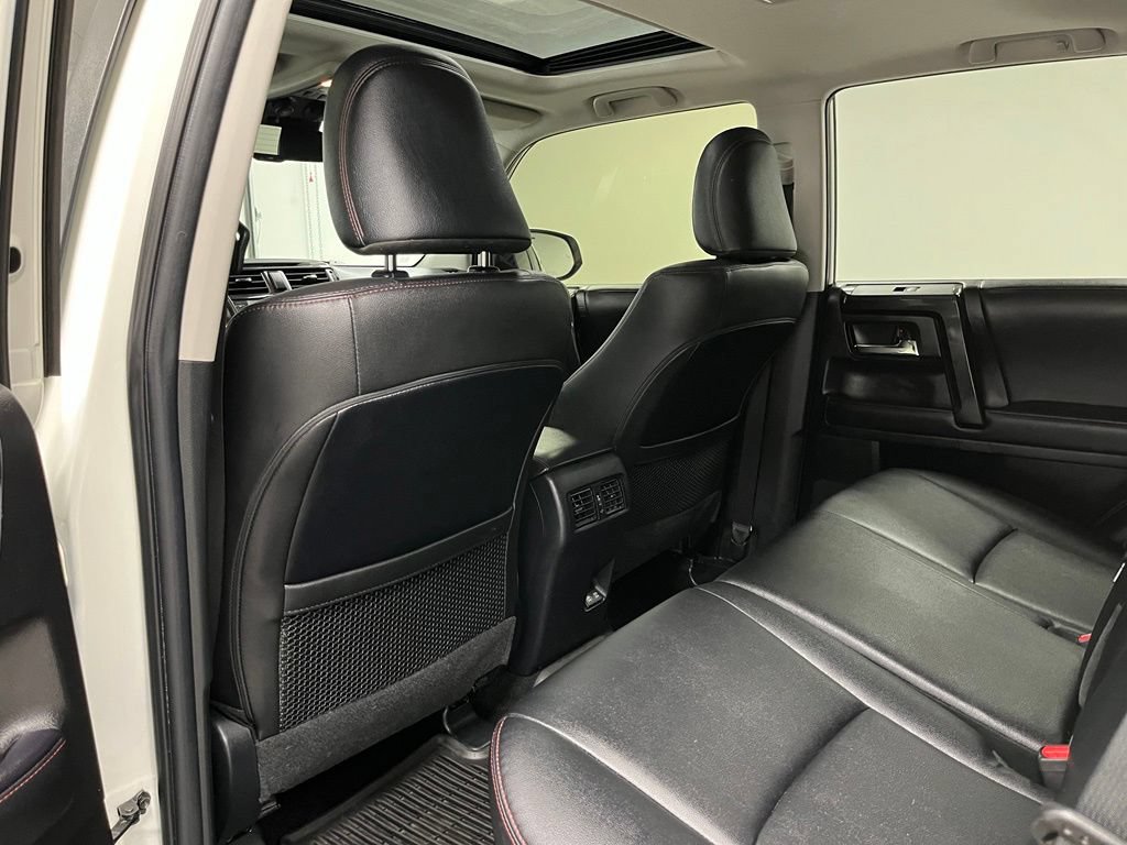 Used 2022 Toyota 4Runner TRD Off-Road Premium AWD/4WD image 45