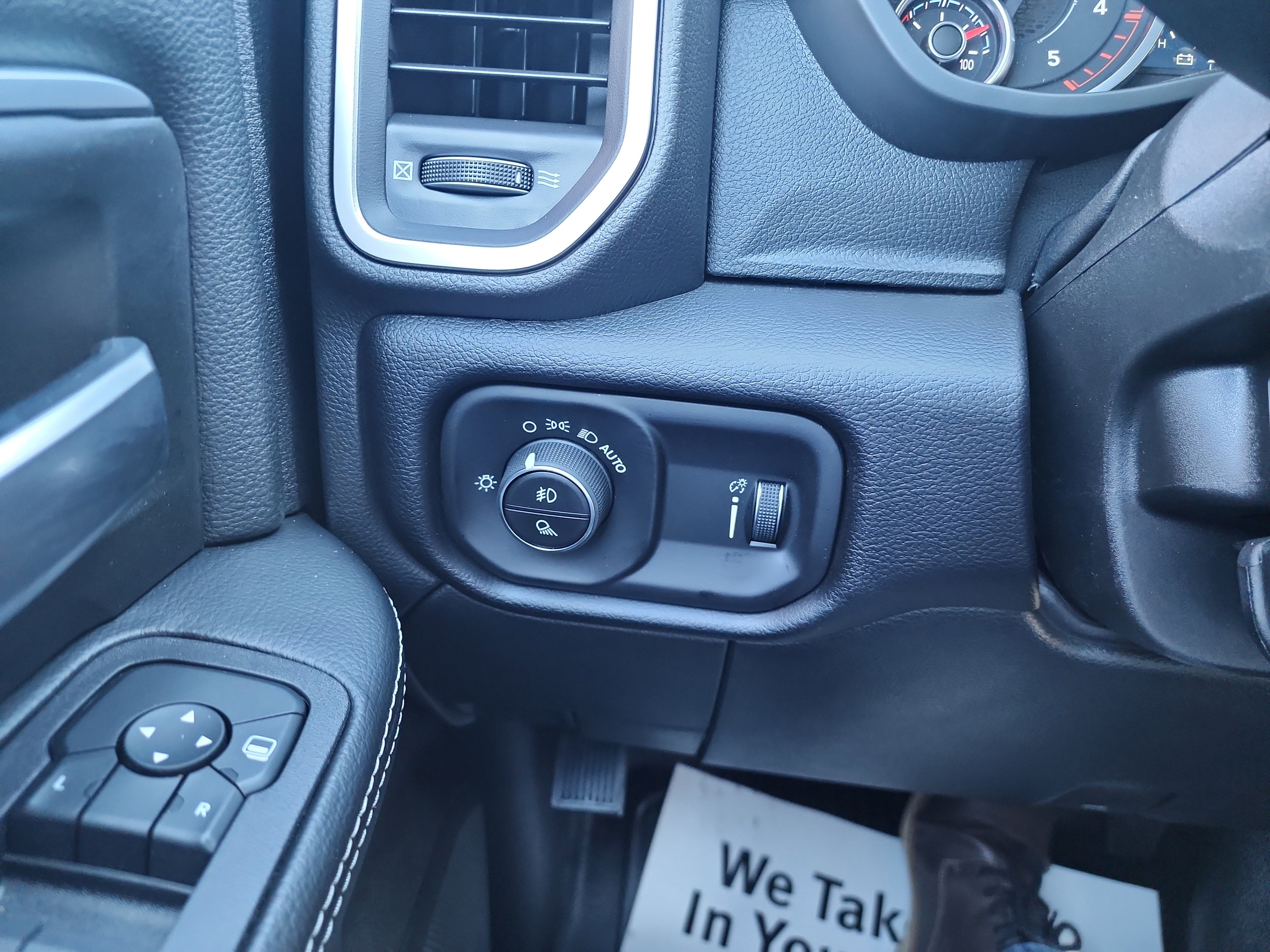 New 2026 RAM 5500 4x4 Crew Cab image 11