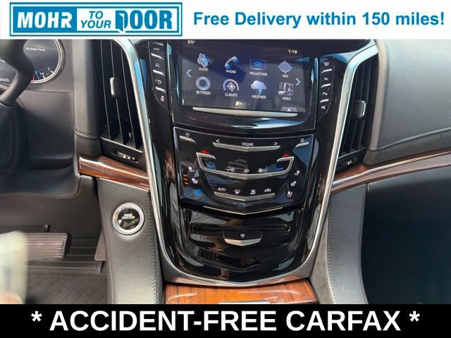 Used 2017 Cadillac Escalade Premium Luxury AWD/4WD image 23