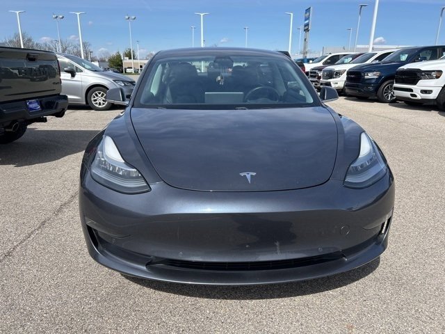 Used 2018 Tesla Model 3 image 2