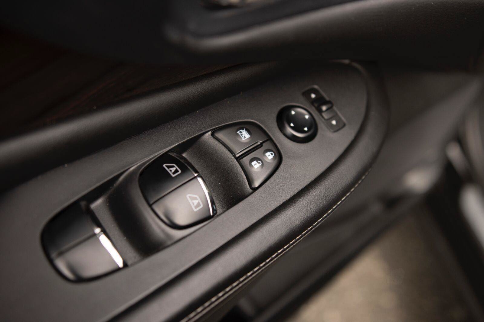 Used 2020 Nissan Murano Platinum AWD/4WD image 17
