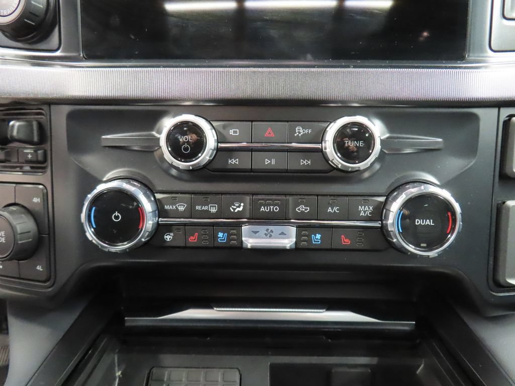 Used 2026 Ford F250 Platinum AWD/4WD image 57
