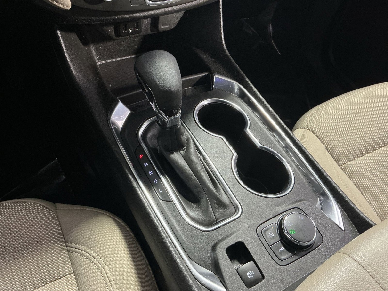 Used 2023 Chevrolet Traverse LS w/ Safety Package image 30