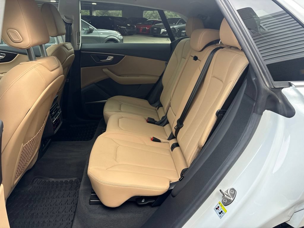 Used 2023 Audi Q8 Premium Plus AWD/4WD image 14