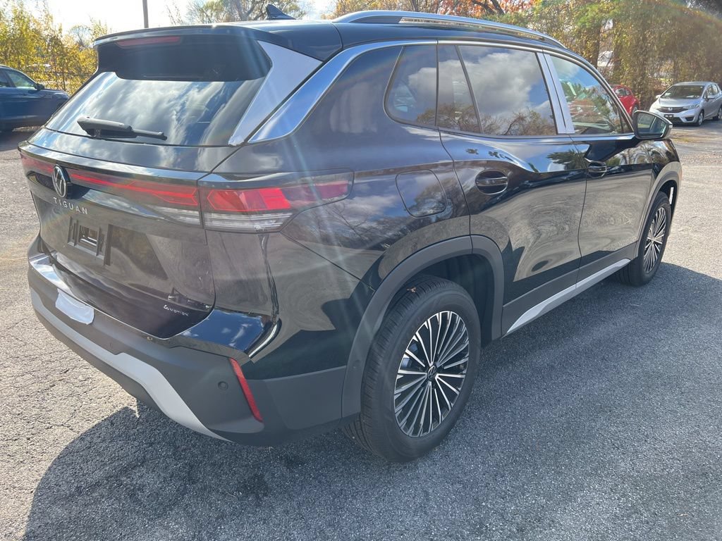 New 2026 Volkswagen Tiguan S AWD/4WD image 5