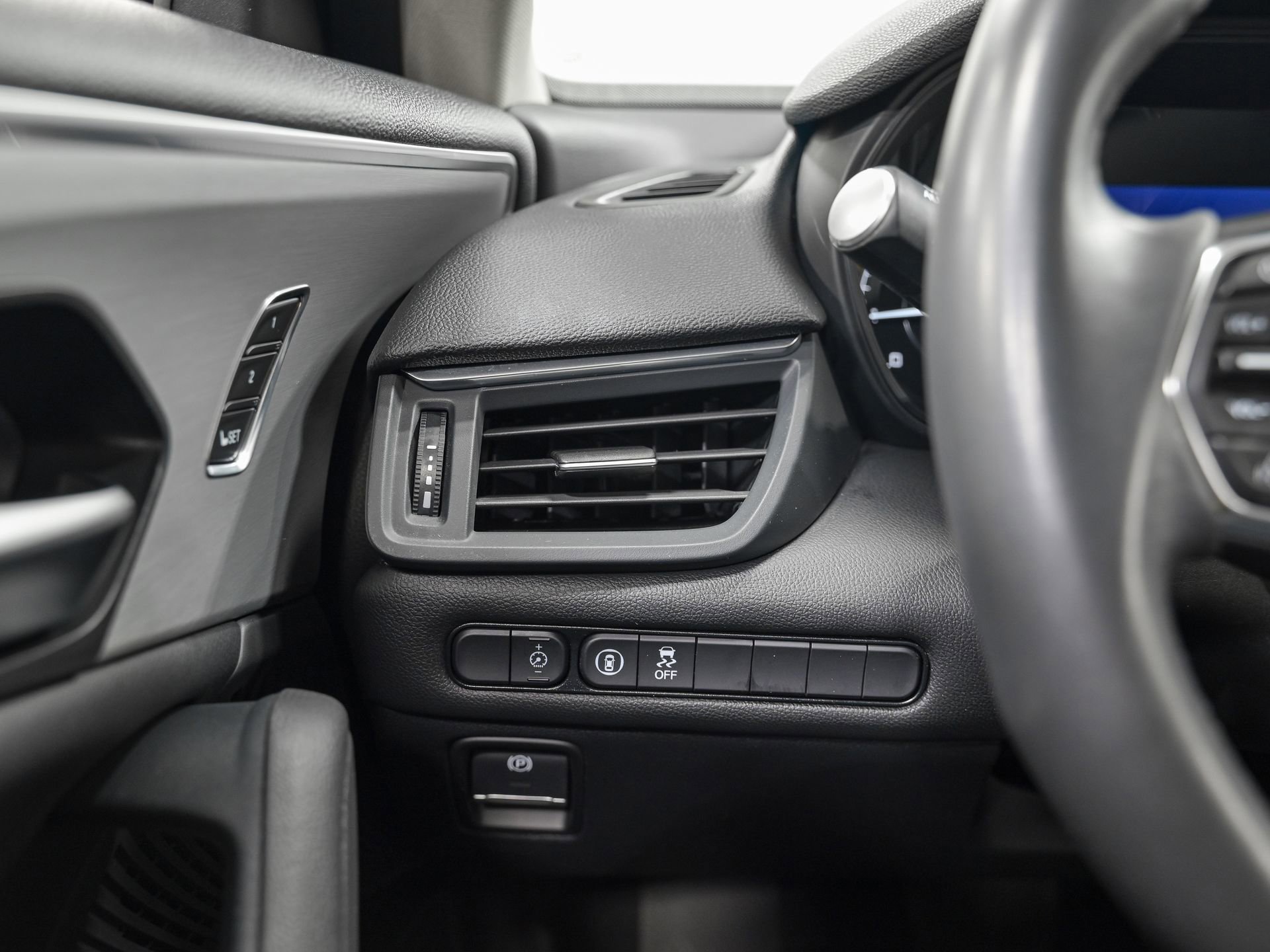 Used 2023 Acura TLX image 18