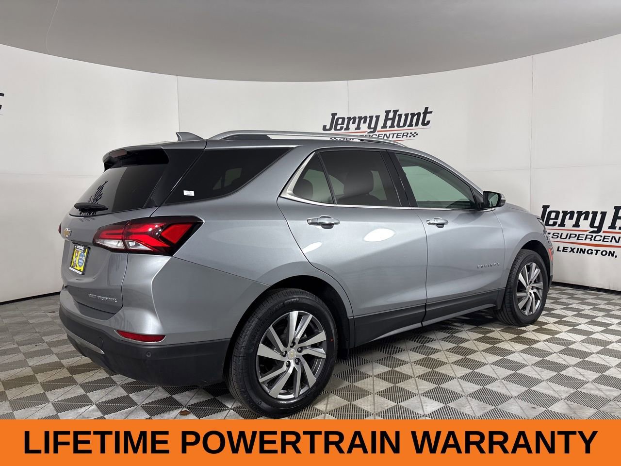 Used 2023 Chevrolet Equinox Premier image 5