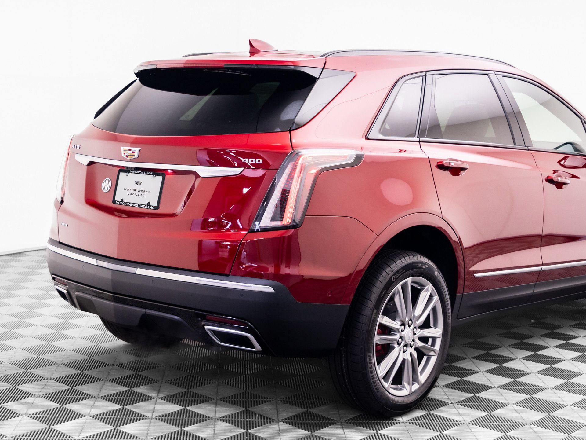 New 2026 Cadillac XT5 Sportv w/ LPO, Floor Liner Package AWD/4WD image 36