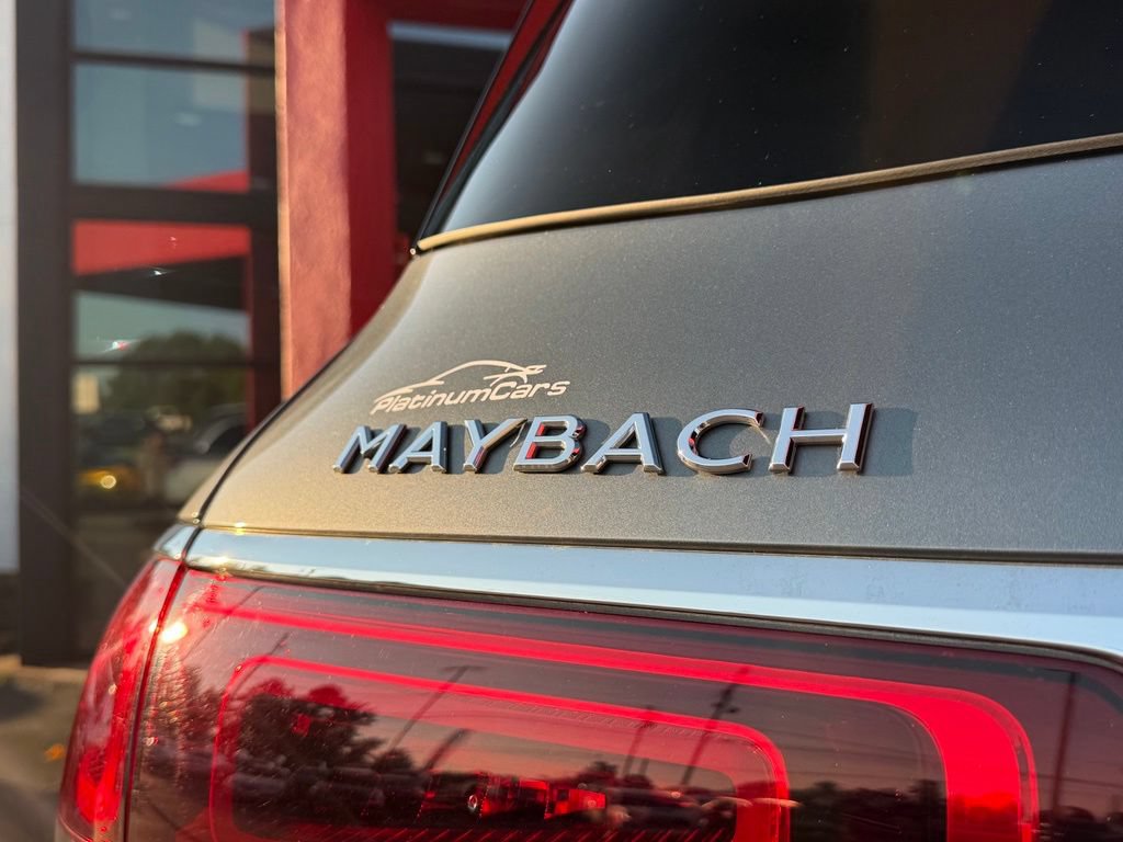 Used 2023 Mercedes-Benz Maybach GLS 600 4MATIC image 12