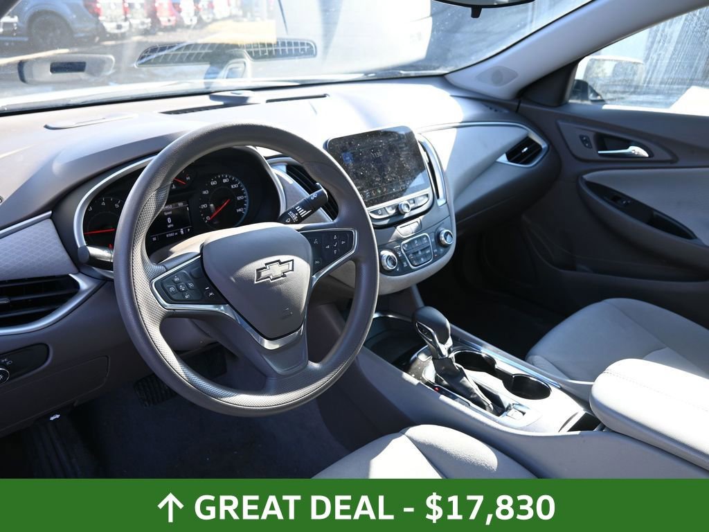 Used 2024 Chevrolet Malibu LT image 23
