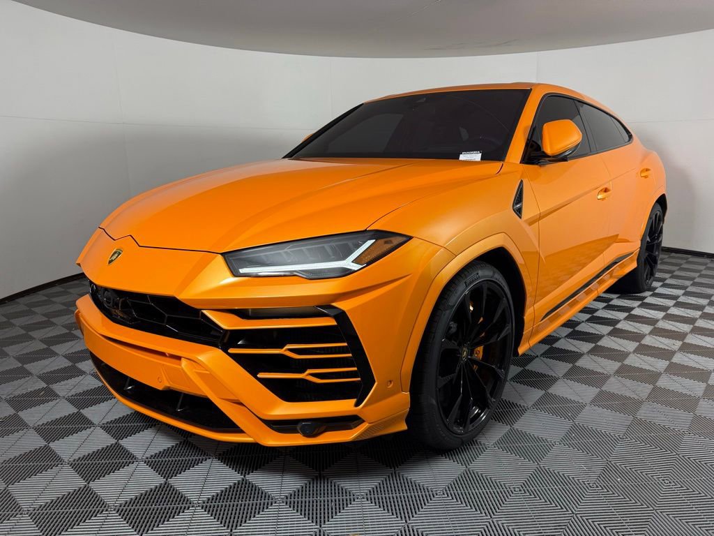 Used 2022 Lamborghini Urus