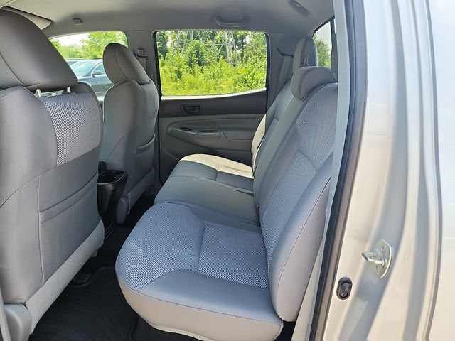 Used 2013 Toyota Tacoma 4x4 Double Cab w/ TRD Sport Pkg image 10