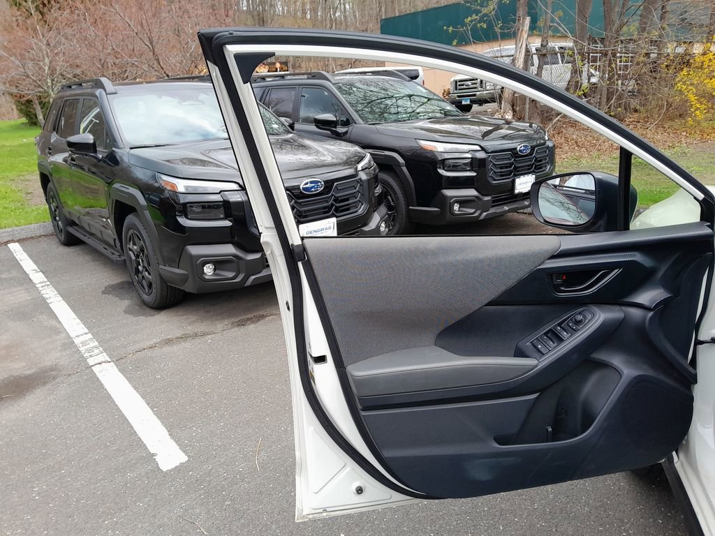 Certified 2024 Subaru Crosstrek 2.0i Premium image 11