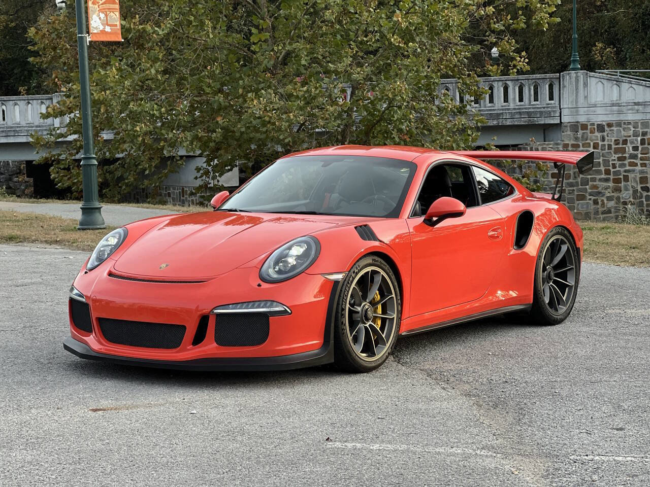 Used 2016 Porsche 911 GT3 RS image 1