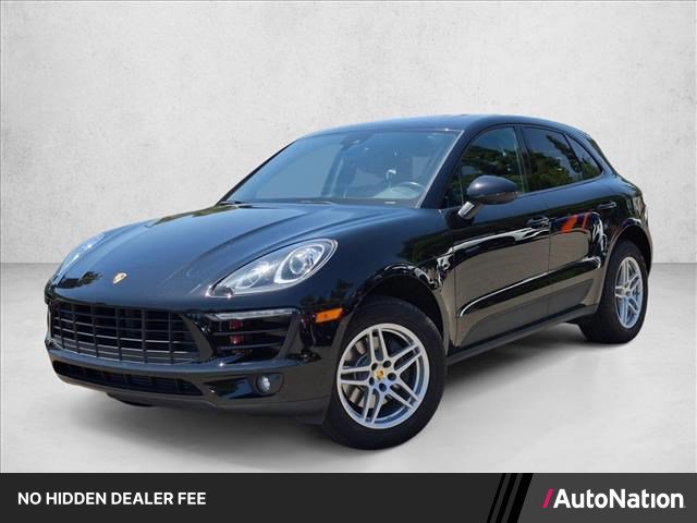 Used 2018 Porsche Macan AWD/4WD image 1