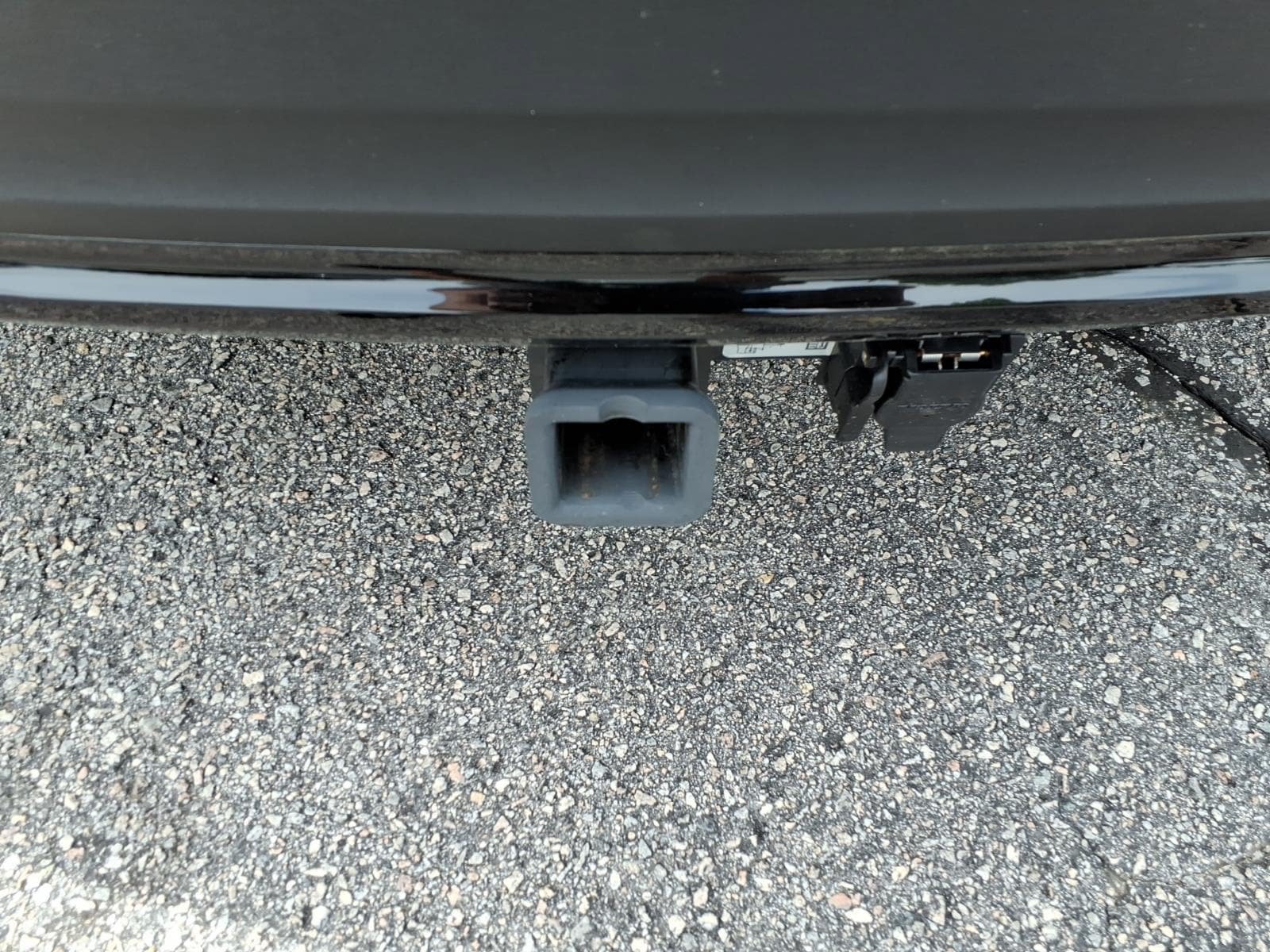 Certified 2025 Volvo EX40 Ultra AWD/4WD image 7