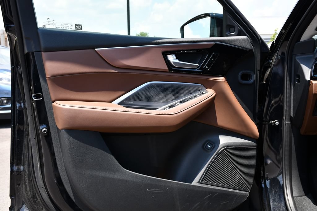 Certified 2026 Acura MDX FWD w/ Technology Package image 13