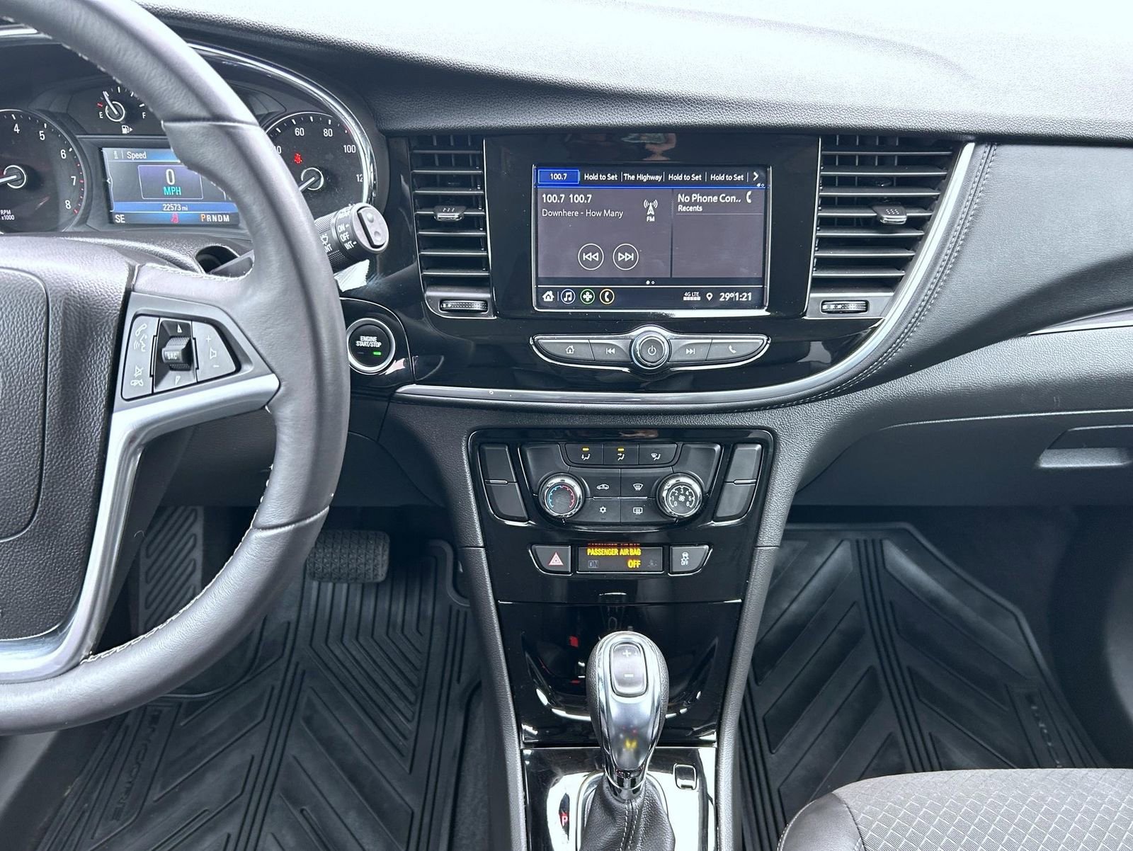 Certified 2022 Buick Encore Preferred w/ Safety Package image 12