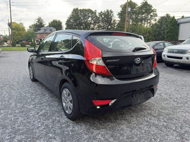 Used 2017 Hyundai Accent SE FWD image 6