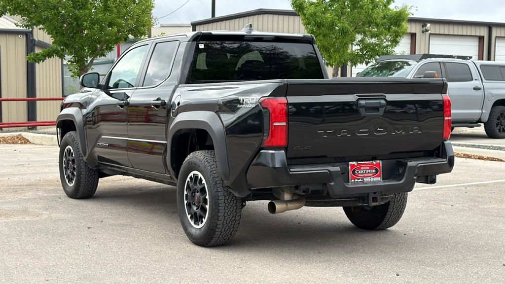 Certified 2024 Toyota Tacoma TRD Off-Road image 9
