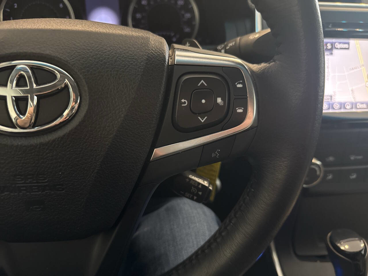 Used 2015 Toyota Camry SE image 33