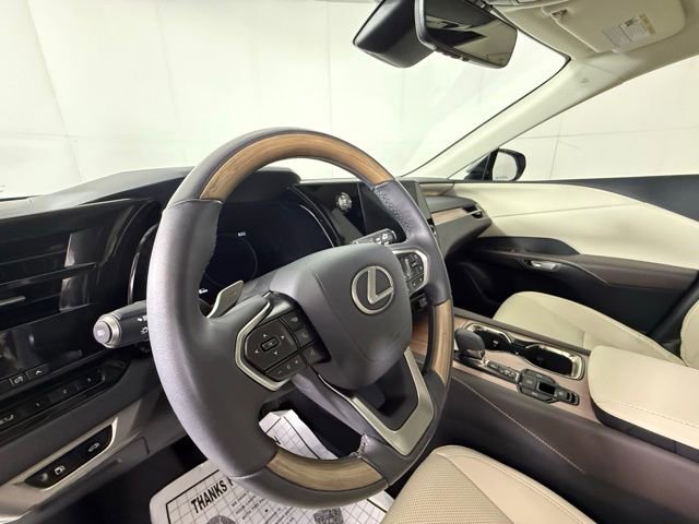 Used 2023 Lexus RX 350 Premium w/ Accessory Package image 6