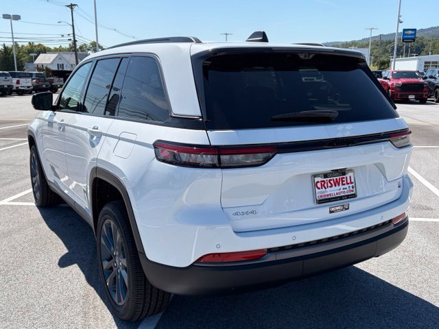 New 2026 Jeep Grand Cherokee Limited AWD/4WD image 4