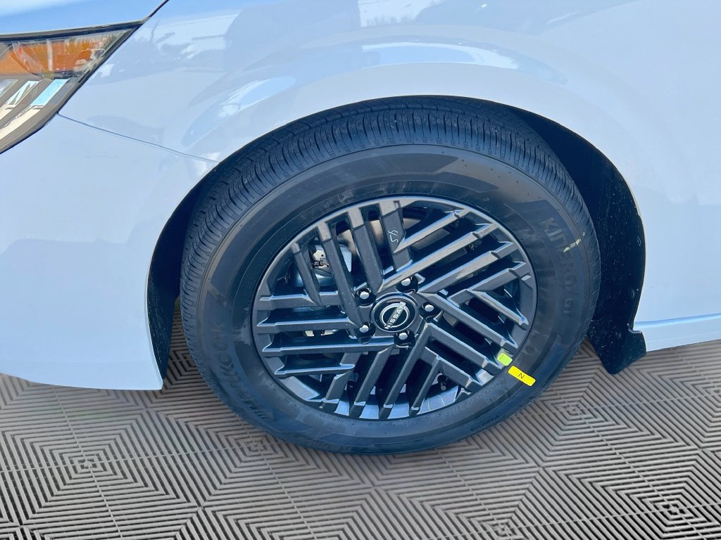 New 2027 Nissan Sentra SV FWD image 29