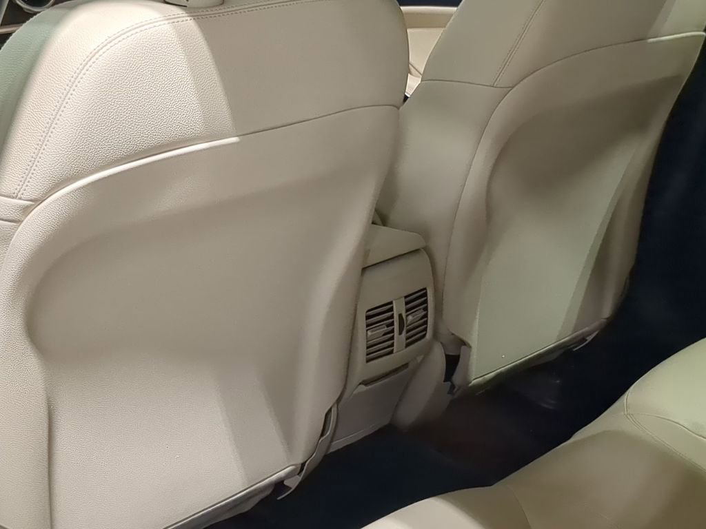 Used 2019 Mercedes-Benz GLA 250 4MATIC image 18