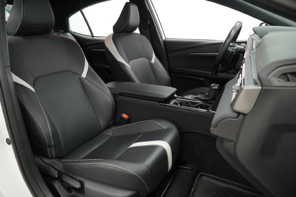 Used 2025 Toyota Camry SE FWD image 45