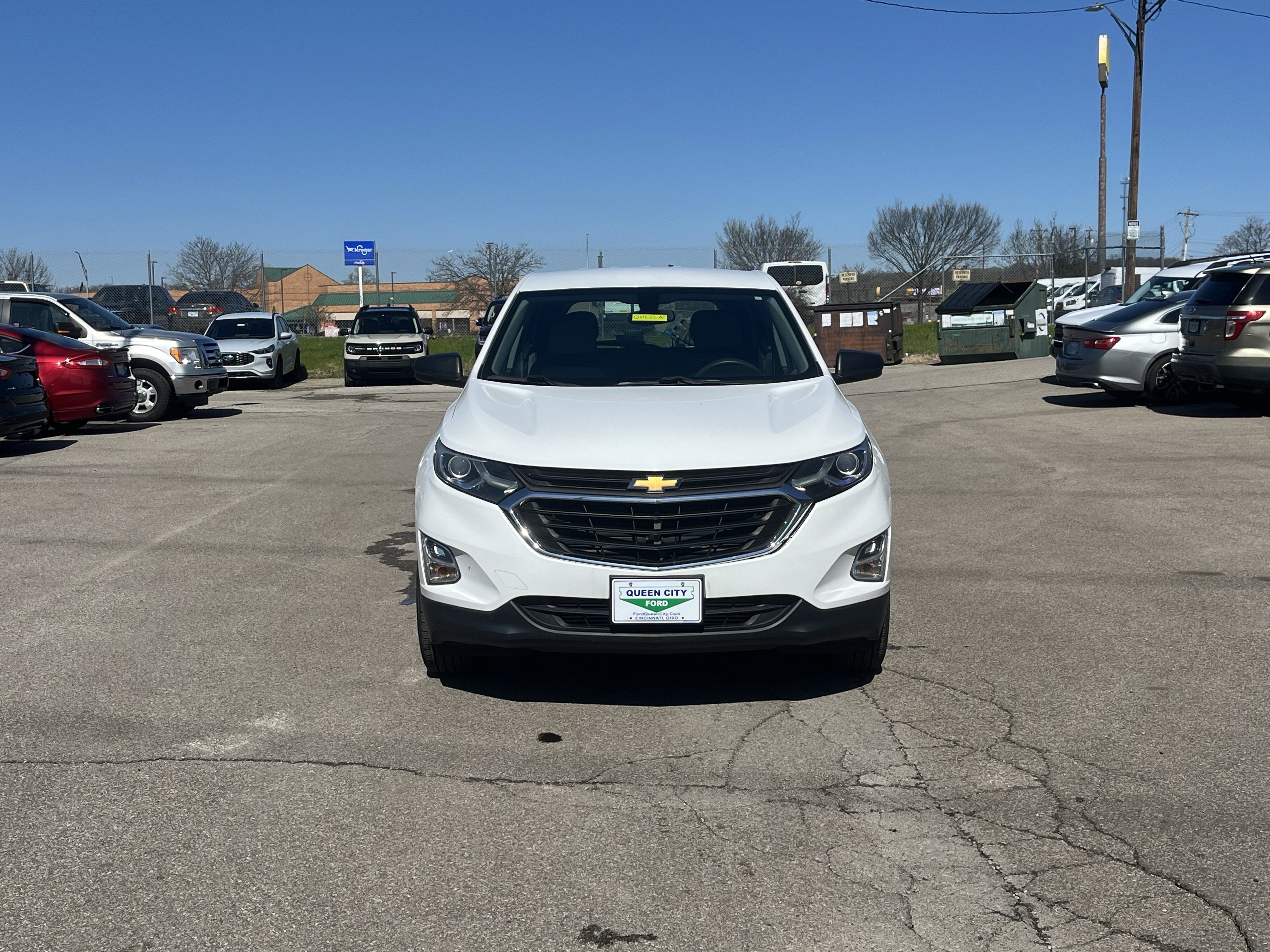 Used 2018 Chevrolet Equinox LS image 2
