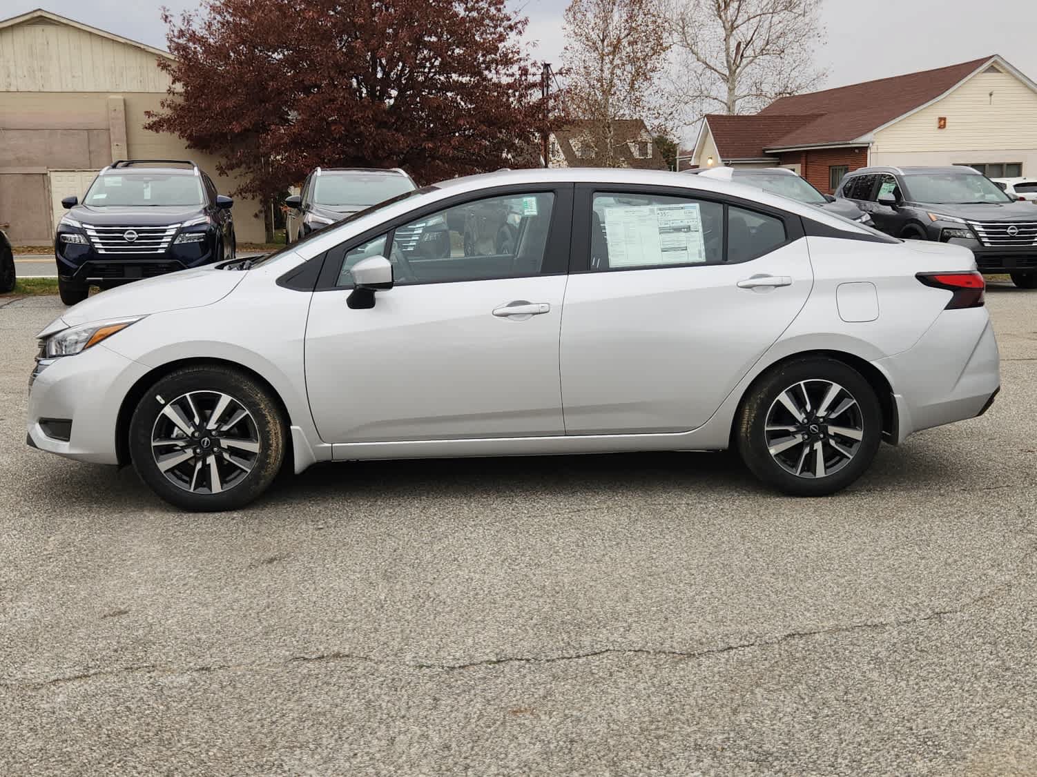 Used 2025 Nissan Versa SV w/ Trunk Package FWD image 5
