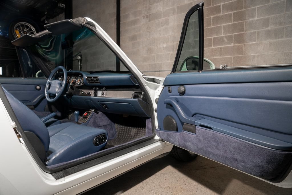 Used 1995 Porsche 911 Cabriolet image 24